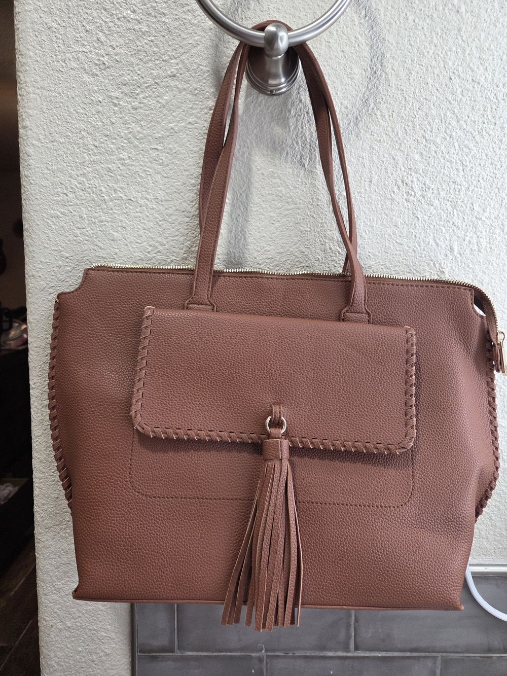 Women’s Tassel Tote Bag in Dusty Rose - Chic Everyday Shoulder Tote